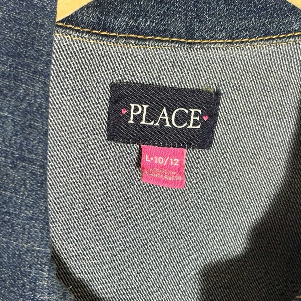 Denim Jacket with‎ Button Closure - Picture 4 of 5